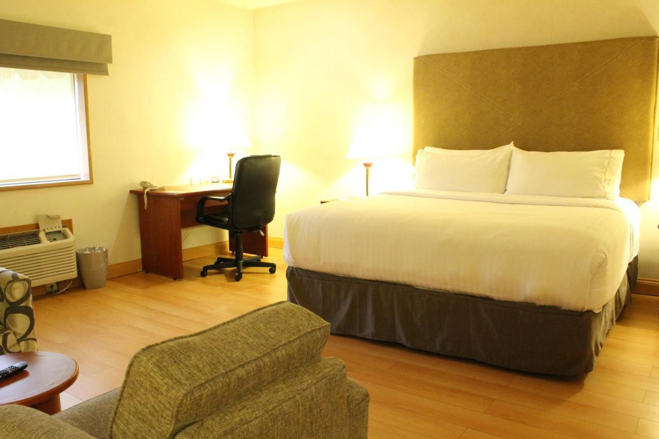 Holiday Inn Express Chihuahua By Ihg Екстериор снимка