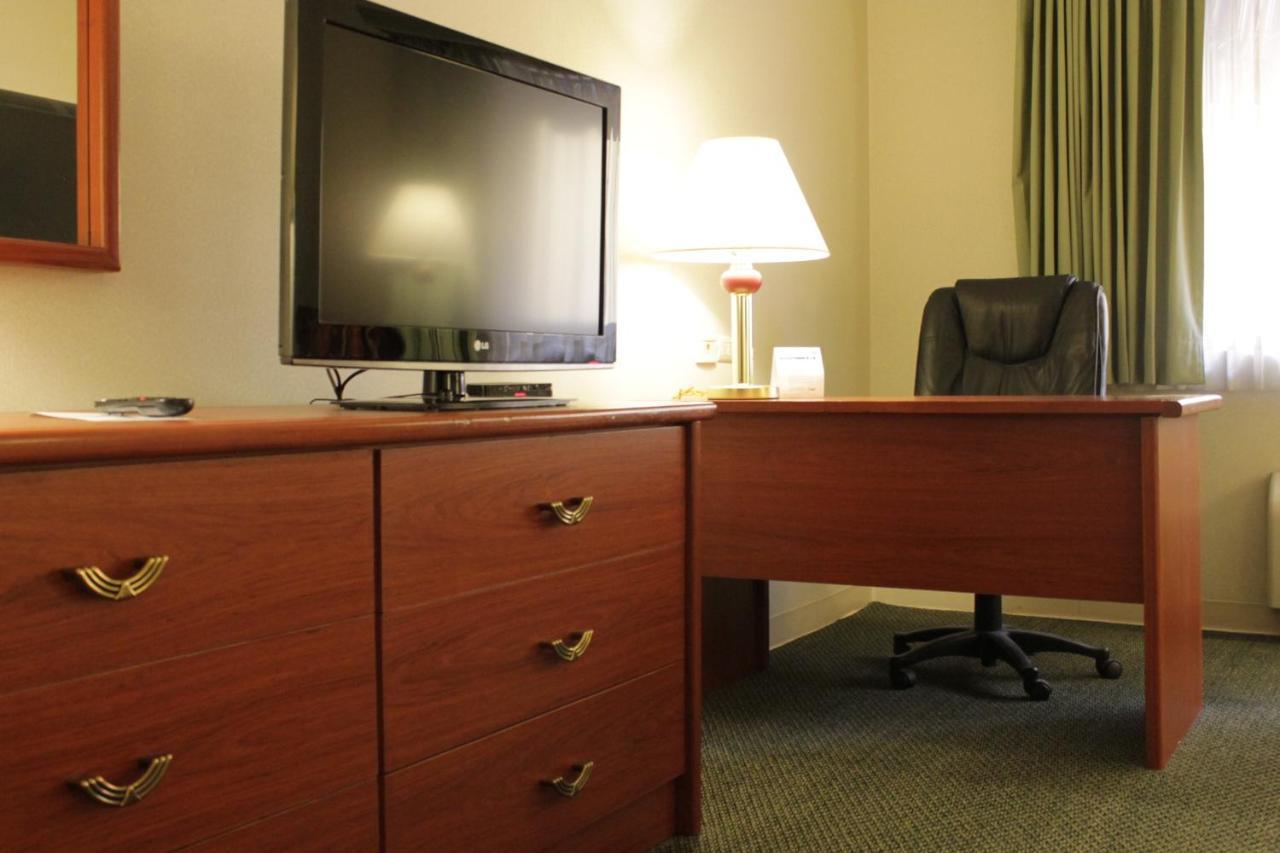 Holiday Inn Express Chihuahua By Ihg Екстериор снимка