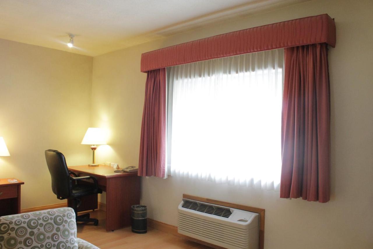 Holiday Inn Express Chihuahua By Ihg Екстериор снимка