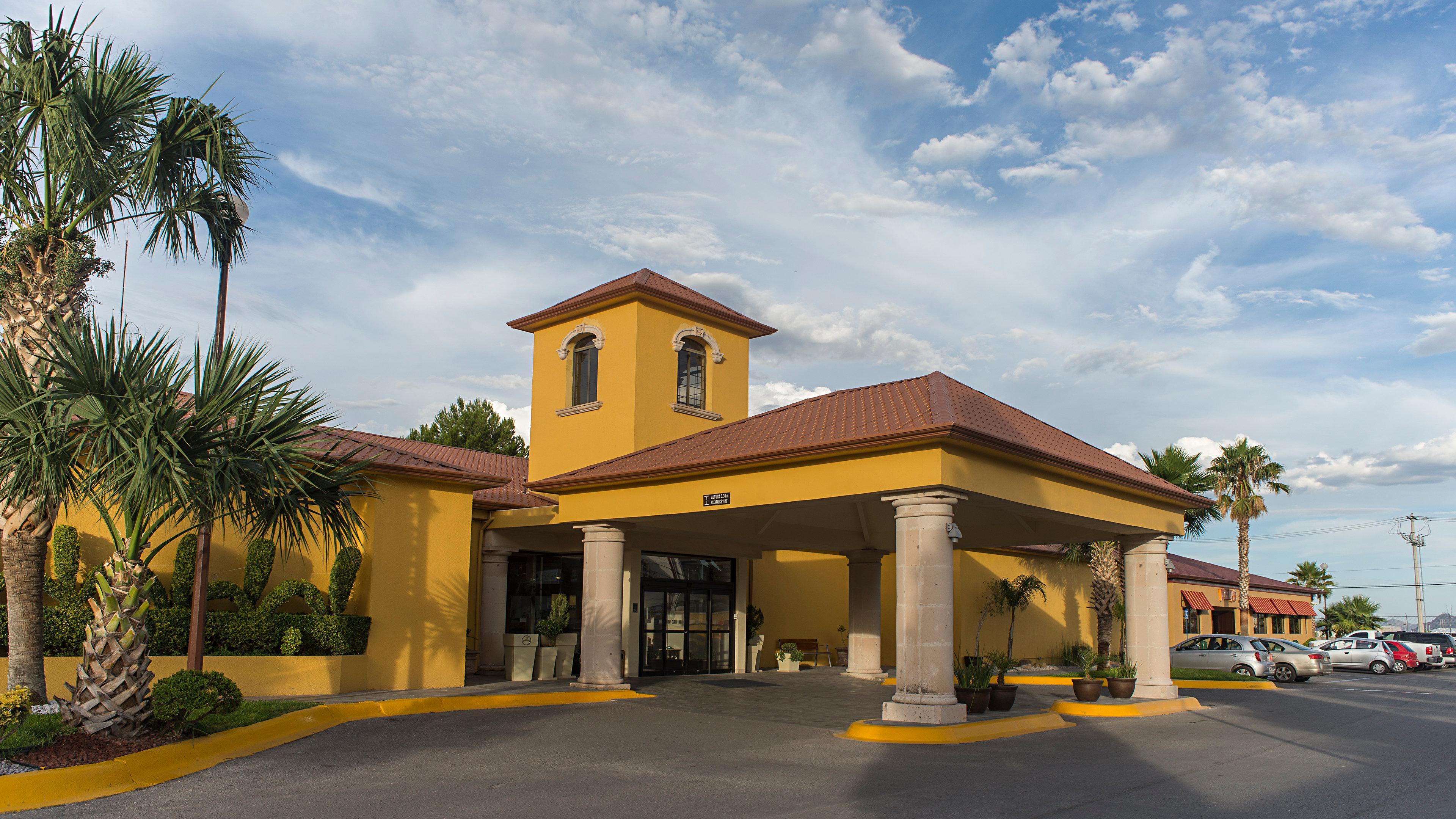 Holiday Inn Express Chihuahua By Ihg Екстериор снимка